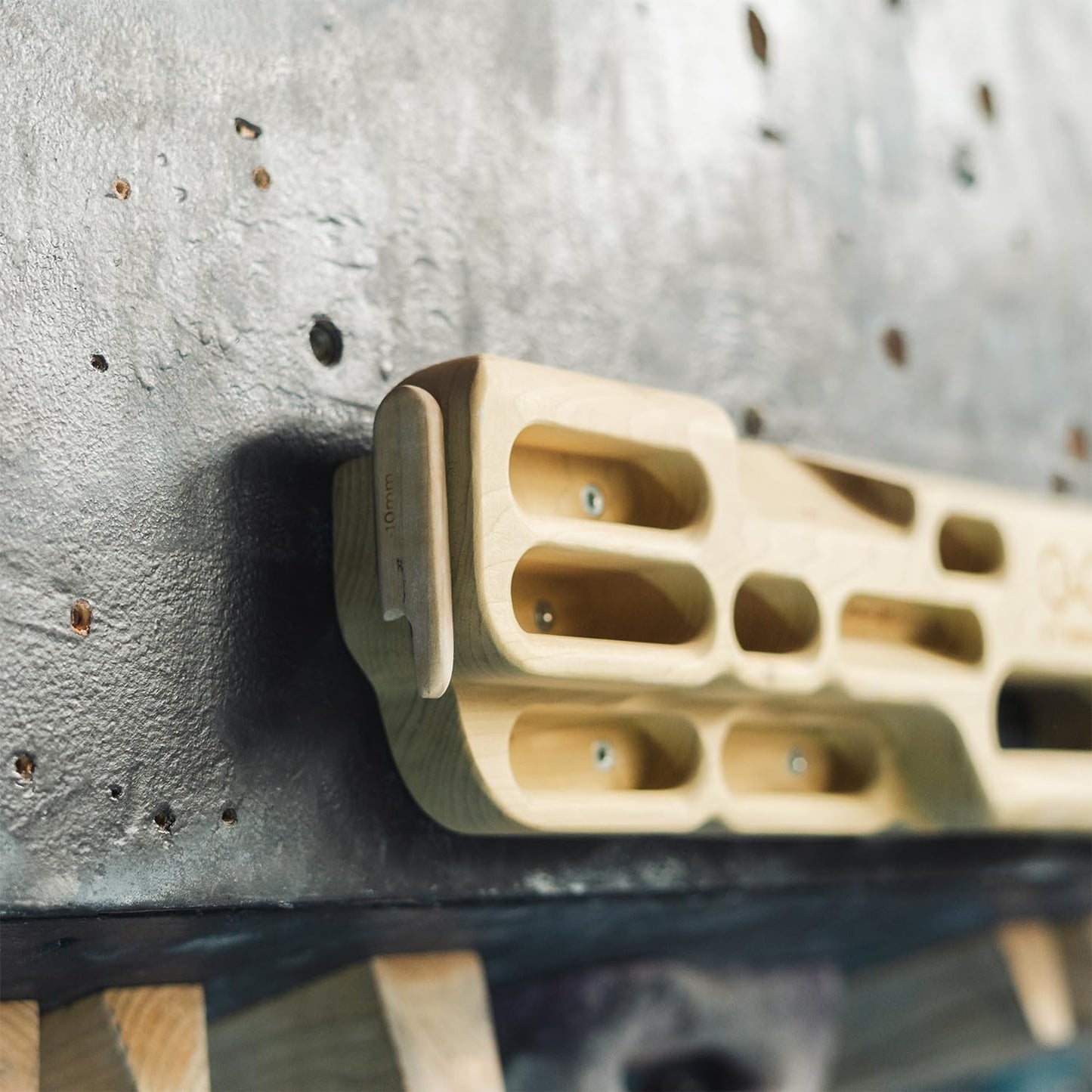 Hangboards for Rock Climbing